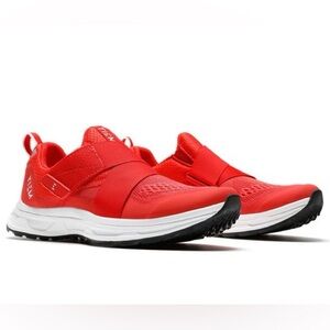 Women’s TIEM Slipstream red cycling sneakers- Size 8